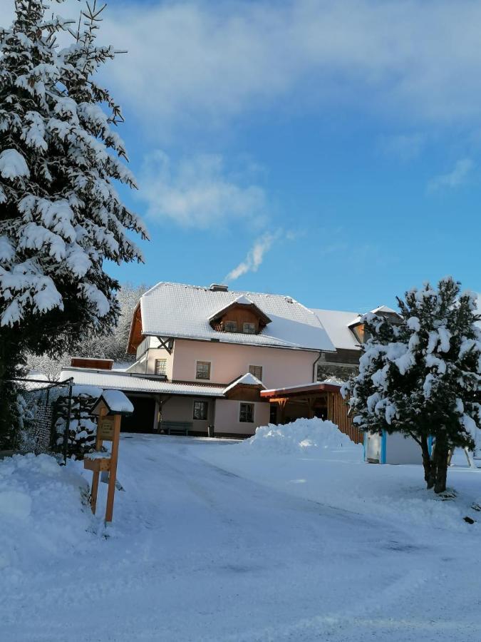 Ferienwohnung Familie Pichler Neumarkt in Steiermark Exteriör bild