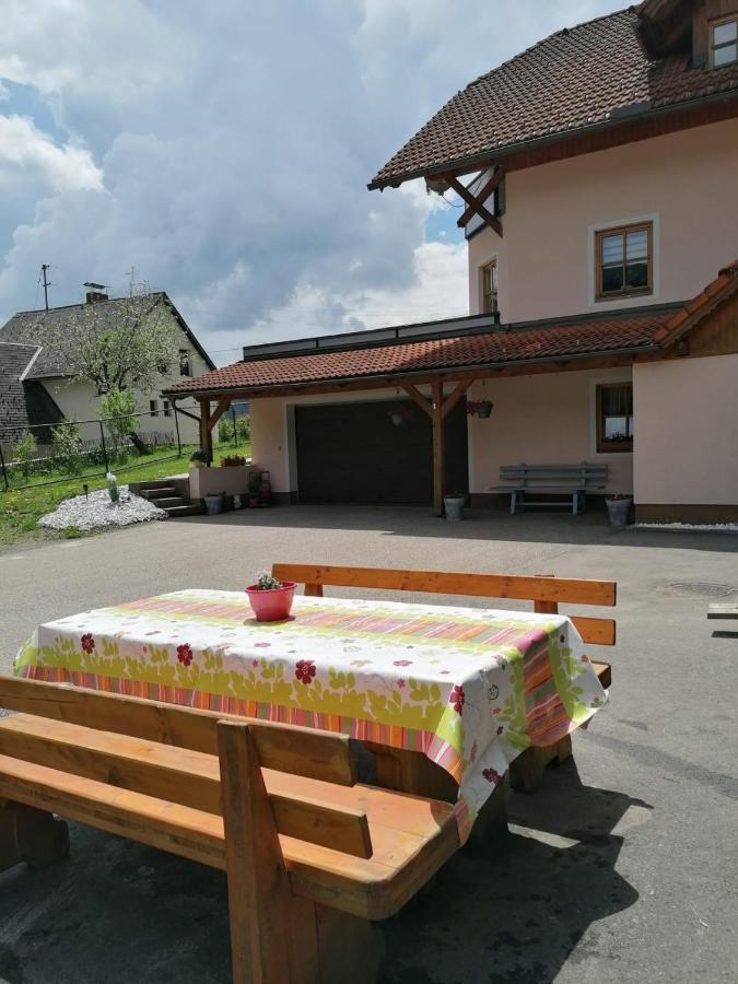 Ferienwohnung Familie Pichler Neumarkt in Steiermark Exteriör bild