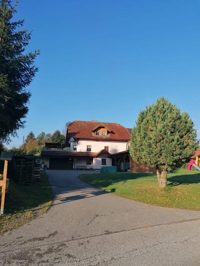 Ferienwohnung Familie Pichler Neumarkt in Steiermark Exteriör bild